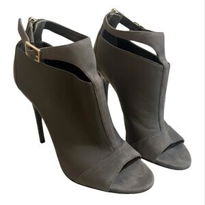 Elegant Gray Women's Heels